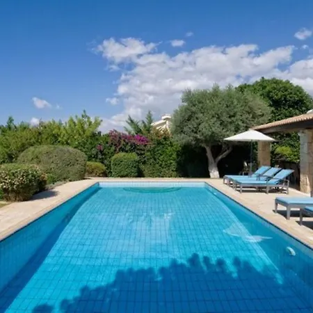 Pera “your Beautiful With Beautifully Manicured Garden” * Куклия