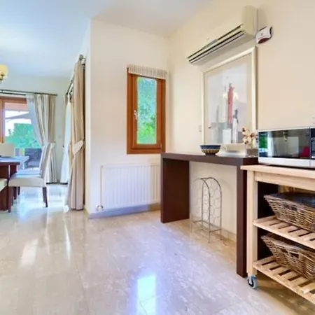 Pera “your Beautiful With Beautifully Manicured Garden”
